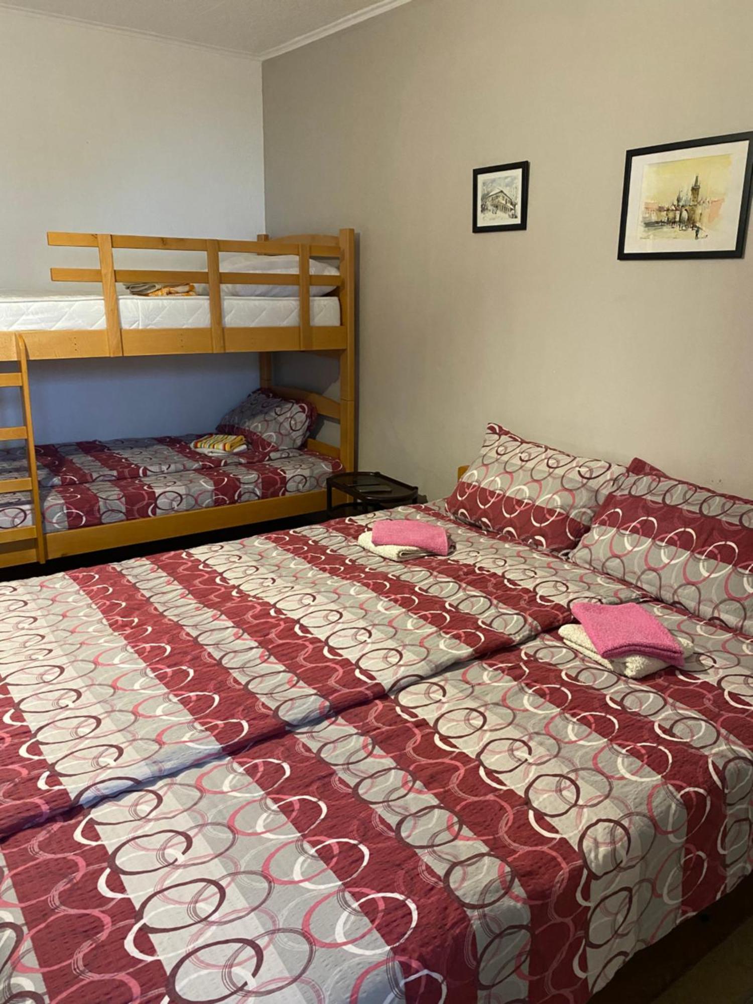 Apartamento Seosko Turisticko Domacinstvo Stanisic Kalna Exterior foto