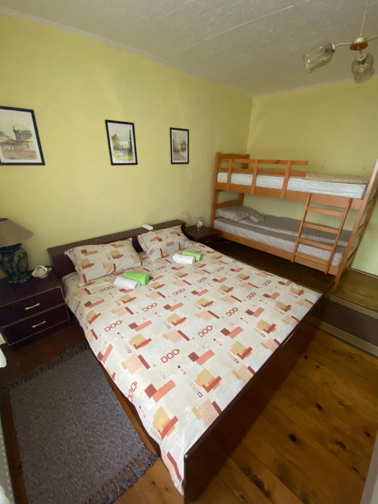 Apartamento Seosko Turisticko Domacinstvo Stanisic Kalna Exterior foto